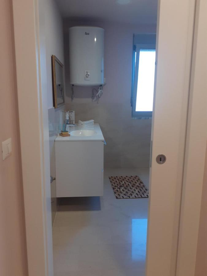 Lake View Apartment ティラナ エクステリア 写真